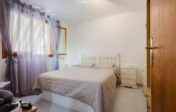 Resale - Apartment / flat - Torrevieja - Playa del Acequión