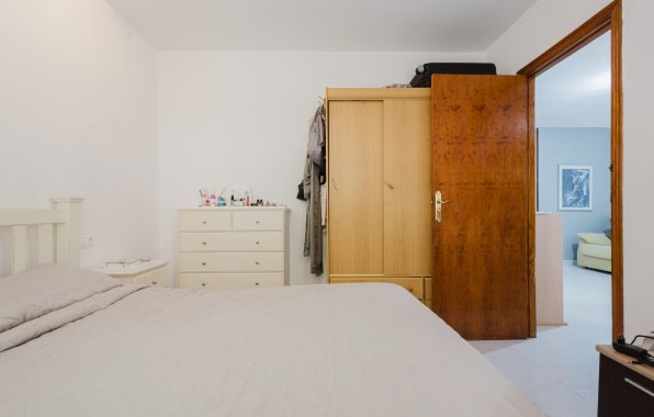 Resale - Apartment / flat - Torrevieja - Playa del Acequión