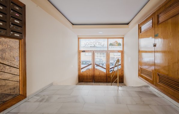 Resale - Apartment / flat - Torrevieja - Playa del Acequión