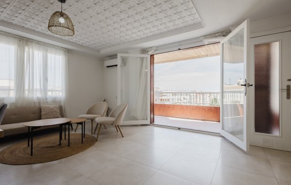 Resale - Apartment / flat - Torrevieja - El Acequión - Los Náufragos