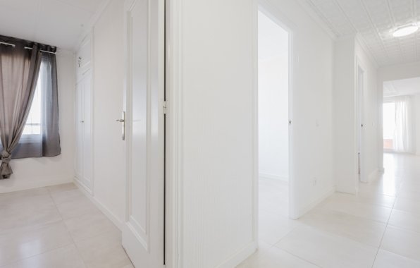 Resale - Apartment / flat - Torrevieja - El Acequión - Los Náufragos