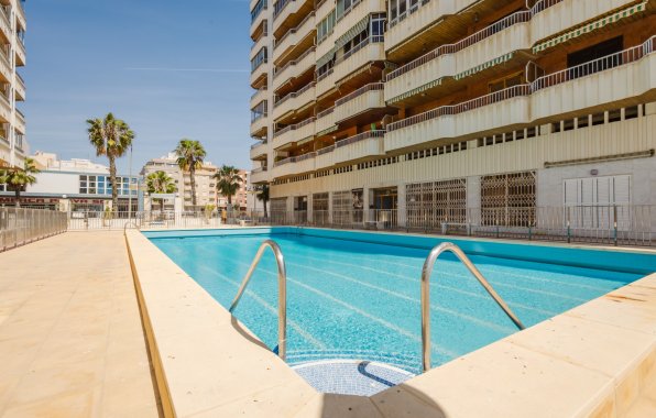 Resale - Apartment / flat - Torrevieja - El Acequión - Los Náufragos