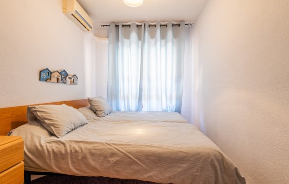 Resale - Apartment / flat - Torrevieja - El Acequión - Los Náufragos