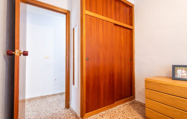 Resale - Apartment / flat - Torrevieja - El Acequión - Los Náufragos