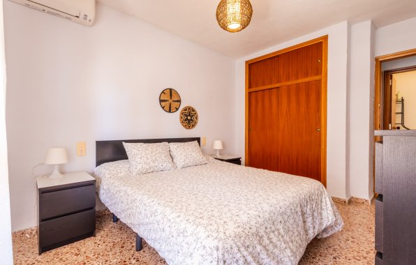 Resale - Apartment / flat - Torrevieja - El Acequión - Los Náufragos