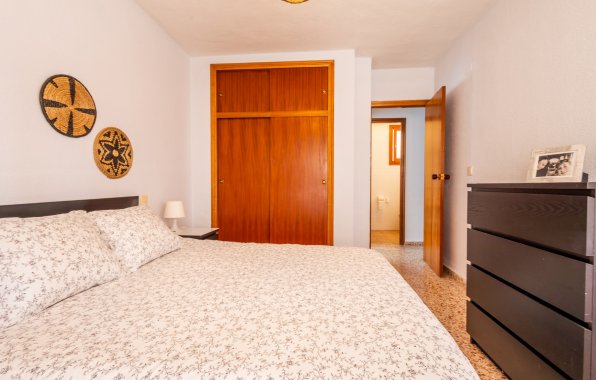 Resale - Apartment / flat - Torrevieja - El Acequión - Los Náufragos