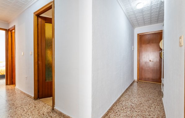 Resale - Apartment / flat - Torrevieja - El Acequión - Los Náufragos