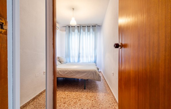 Resale - Apartment / flat - Torrevieja - El Acequión - Los Náufragos
