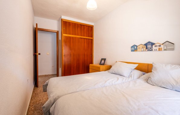 Resale - Apartment / flat - Torrevieja - El Acequión - Los Náufragos