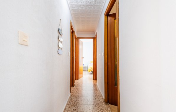Resale - Apartment / flat - Torrevieja - El Acequión - Los Náufragos