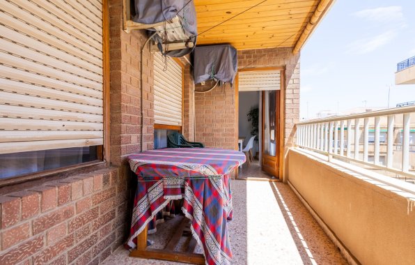 Resale - Apartment / flat - Torrevieja - El Acequión - Los Náufragos