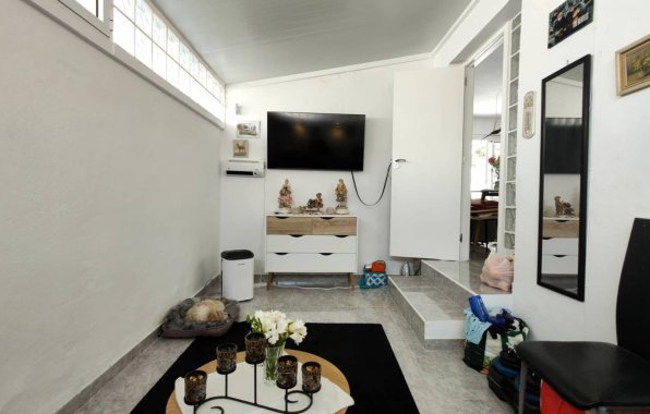 Resale - Bungalow - Torrevieja - Nueva Torrevieja - Aguas Nuevas