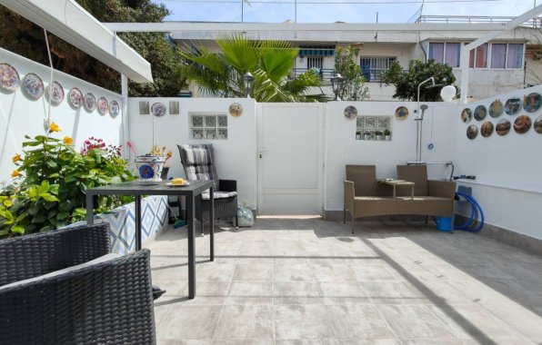 Resale - Bungalow - Torrevieja - Nueva Torrevieja - Aguas Nuevas