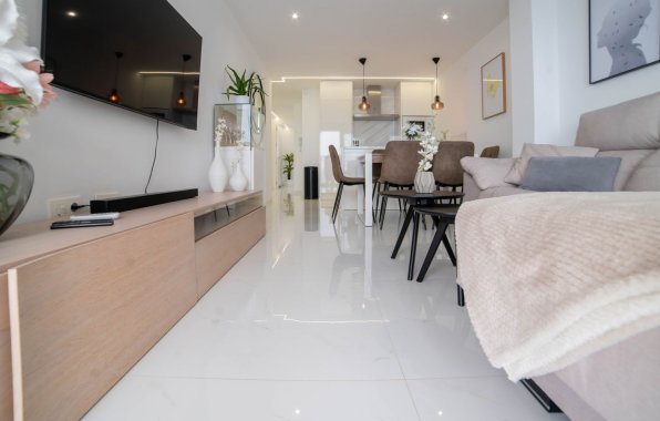 Resale - Apartment / flat - Torrevieja - Playa del Cura