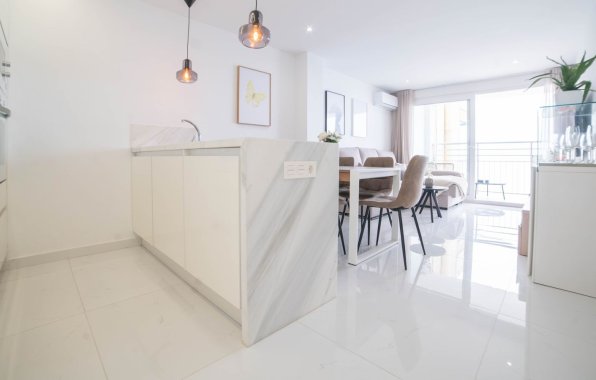 Resale - Apartment / flat - Torrevieja - Playa del Cura