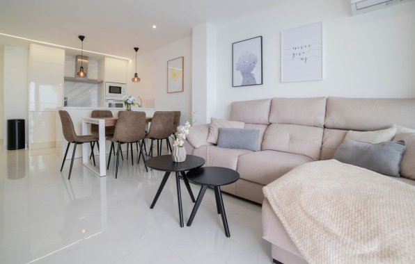 Resale - Apartment / flat - Torrevieja - Playa del Cura