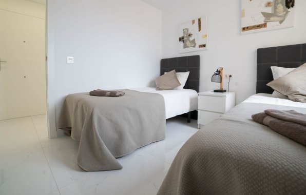 Resale - Apartment / flat - Torrevieja - Playa del Cura