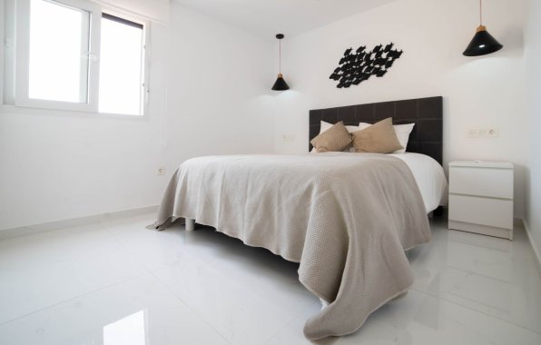 Resale - Apartment / flat - Torrevieja - Playa del Cura