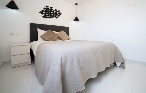 Resale - Apartment / flat - Torrevieja - Playa del Cura