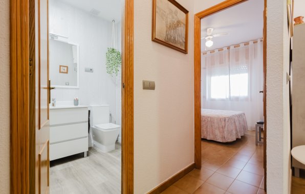 Resale - Bungalow - Torrevieja - El Acequión - Los Náufragos