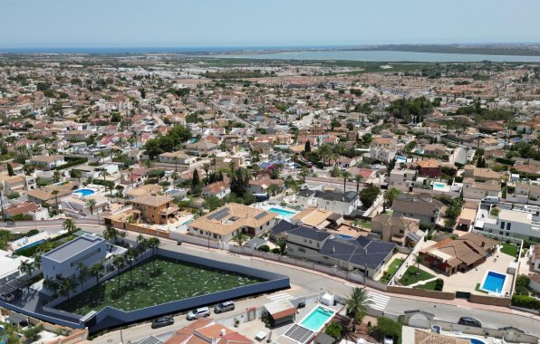 Obra nueva - Villa - Ciudad Quesada