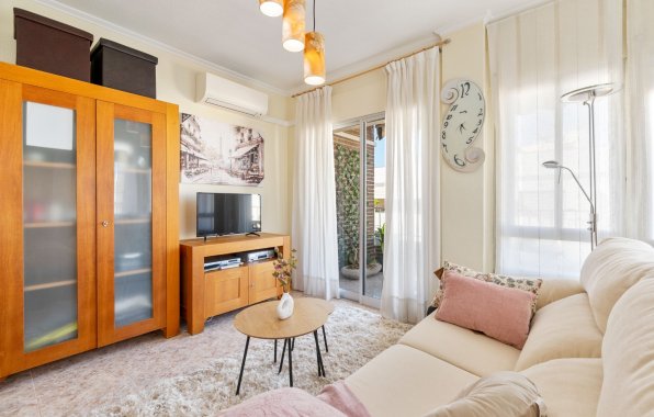 Resale - Apartment / flat - Torrevieja - Centro