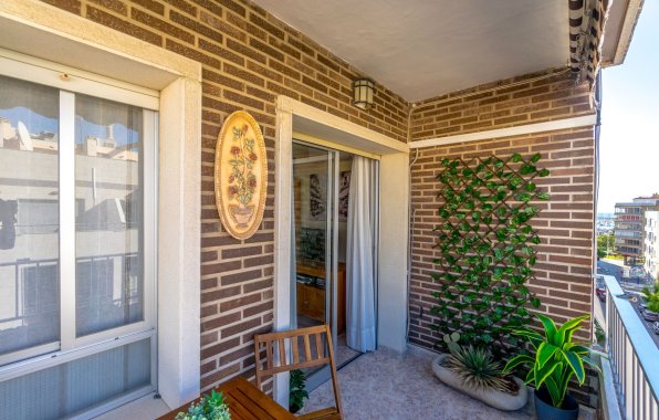 Resale - Apartment / flat - Torrevieja - Centro