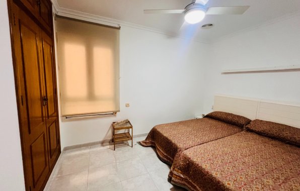 Resale - Apartment / flat - Torrevieja - Centro