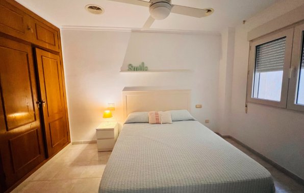 Resale - Apartment / flat - Torrevieja - Centro