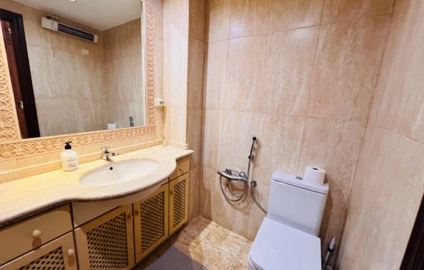 Resale - Apartment / flat - Torrevieja - Centro