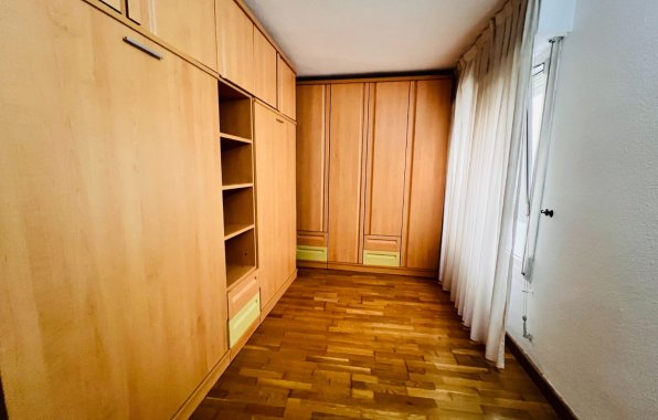 Resale - Apartment / flat - Torrevieja - Centro