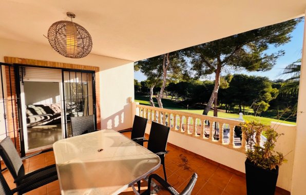 Resale - Villa - Orihuela Costa - Villamartín