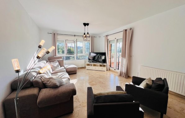 Resale - Villa - Orihuela Costa - Villamartín