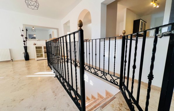 Resale - Villa - Orihuela Costa - Villamartín