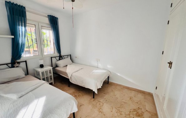 Resale - Villa - Orihuela Costa - Villamartín