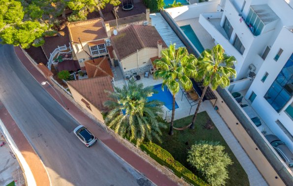 Resale - Chalet - Torrevieja - Los Balcones