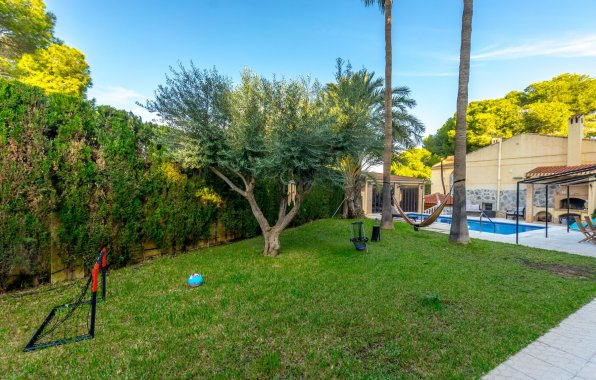 Resale - Chalet - Torrevieja - Los Balcones