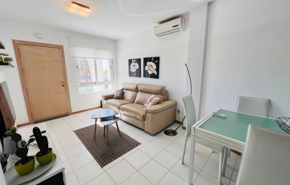 Resale - Bungalow - Torrevieja - Nueva Torrevieja - Aguas Nuevas