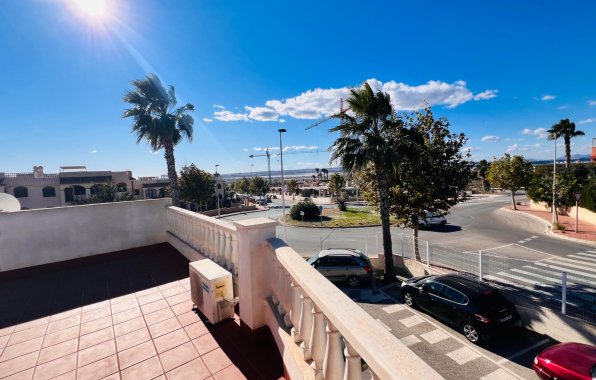 Resale - Bungalow - Torrevieja - Nueva Torrevieja - Aguas Nuevas