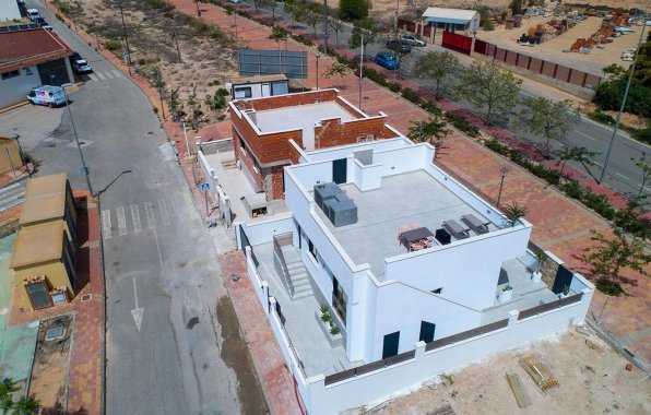 Obra nueva - Villa - Sucina