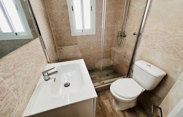 Resale - Chalet - Torrevieja - Playa de los Locos