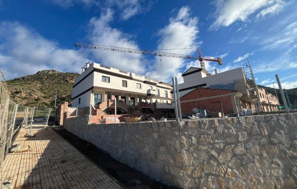 Obra nueva - Town House - La Union - centro