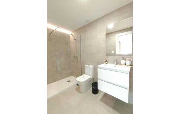 Neue Gebäude - Wohnung - Monforte del Cid - Alenda Golf